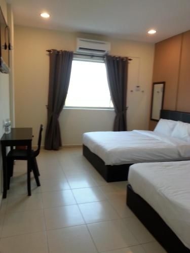 Alor Villa2
