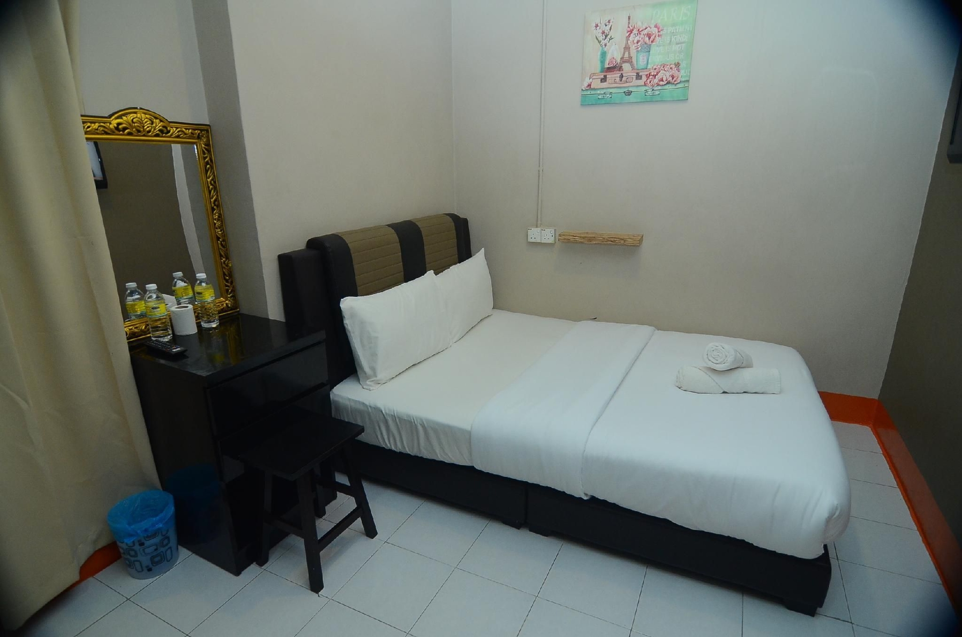AMT Budget Hotel2