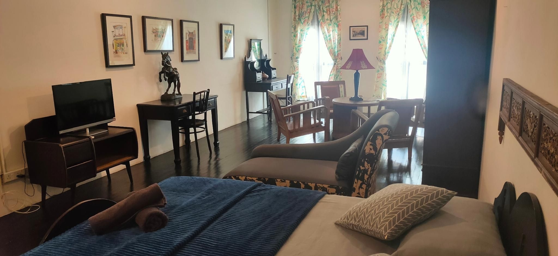 Colin's Place2