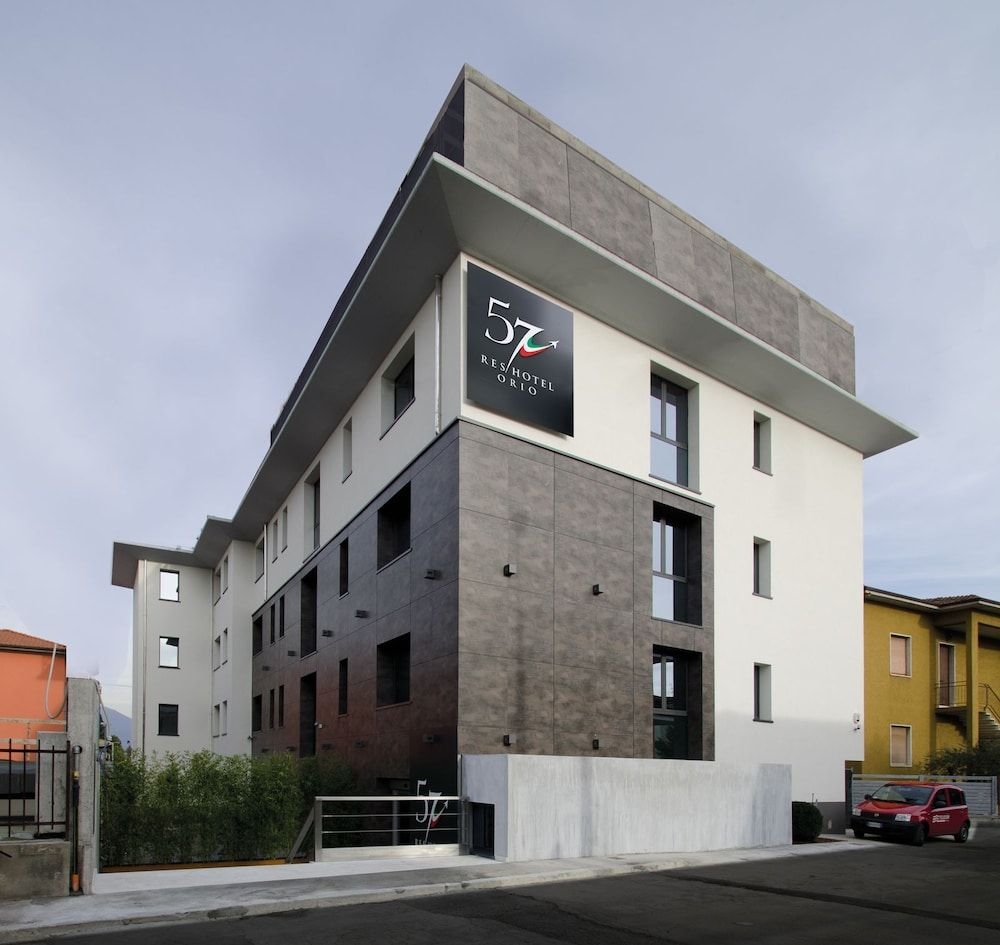 57 Reshotel2