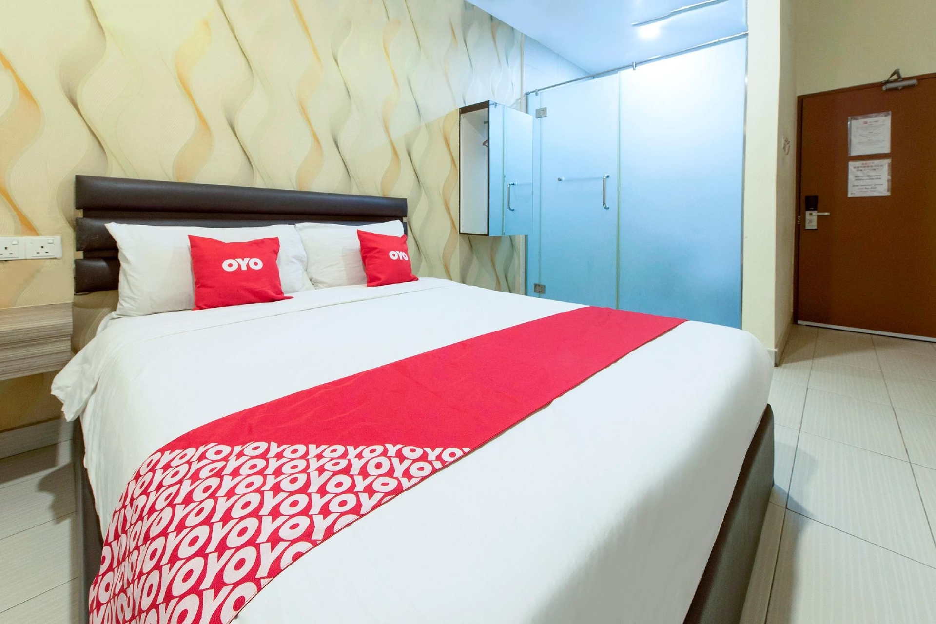ซูเปอร์ โอโย 90385 เอช3 โฮเทล (SUPER OYO 90385 H3 Hotel)1