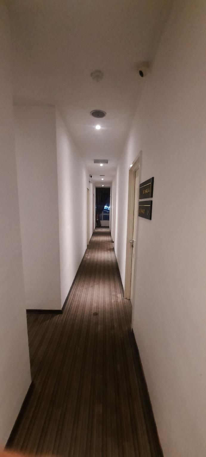 Super OYO 90724 Rg Hotel3