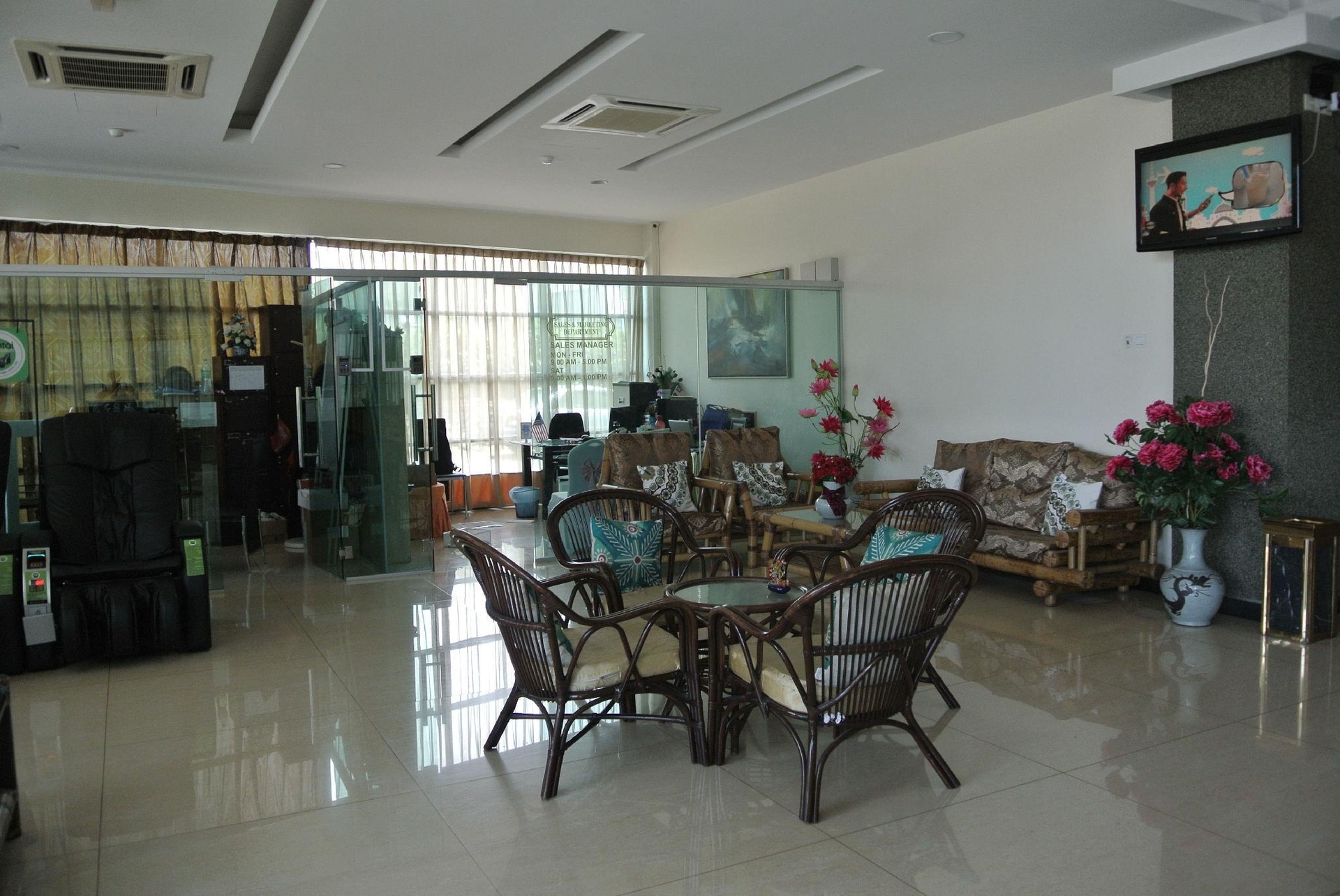 เมลัง อินน์ (Melang Inn)0