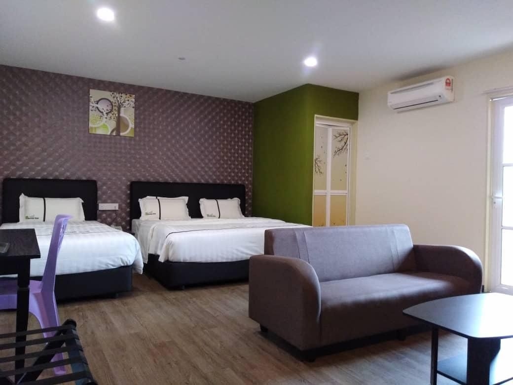 Riverview Hotel4