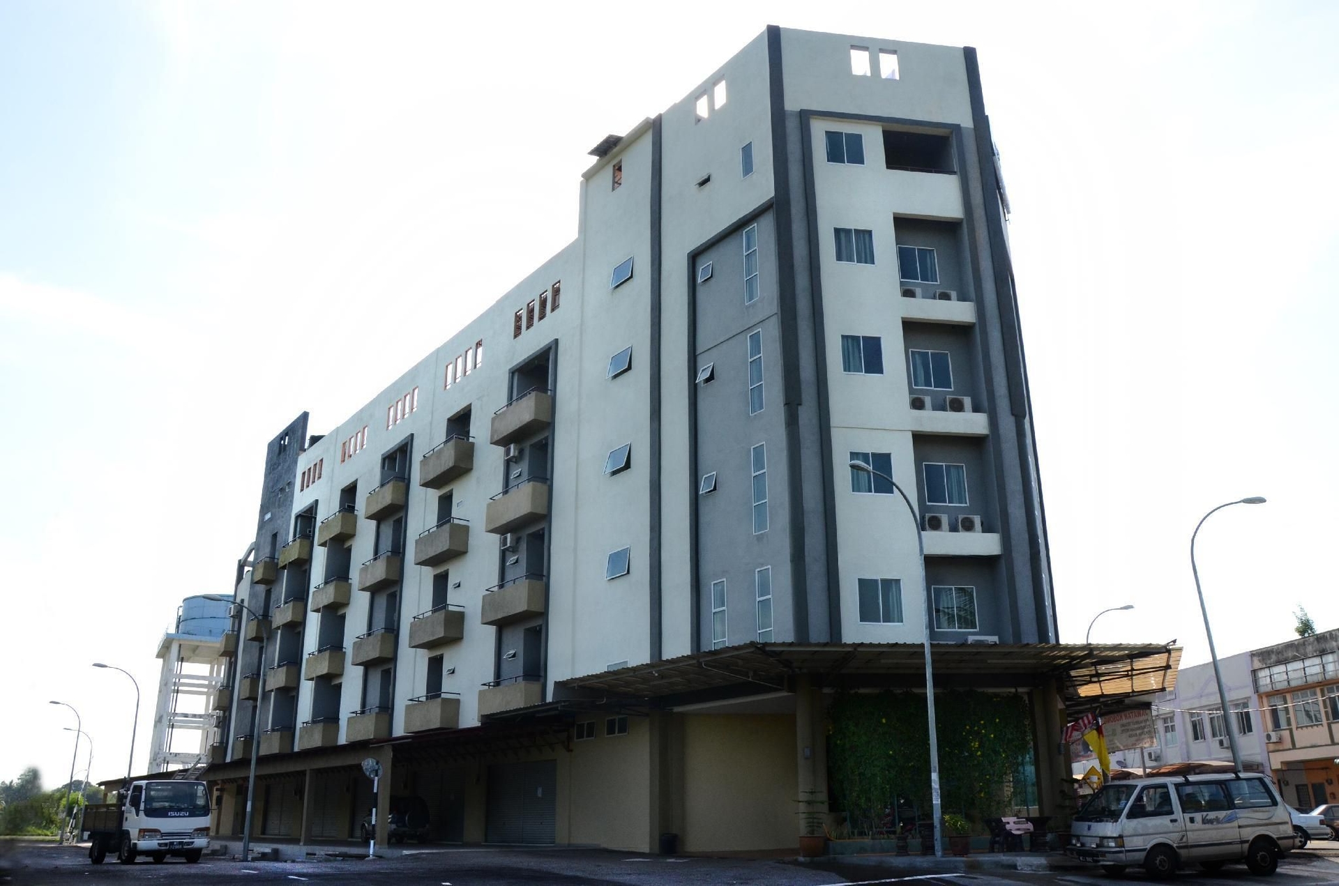 Riverview Hotel1