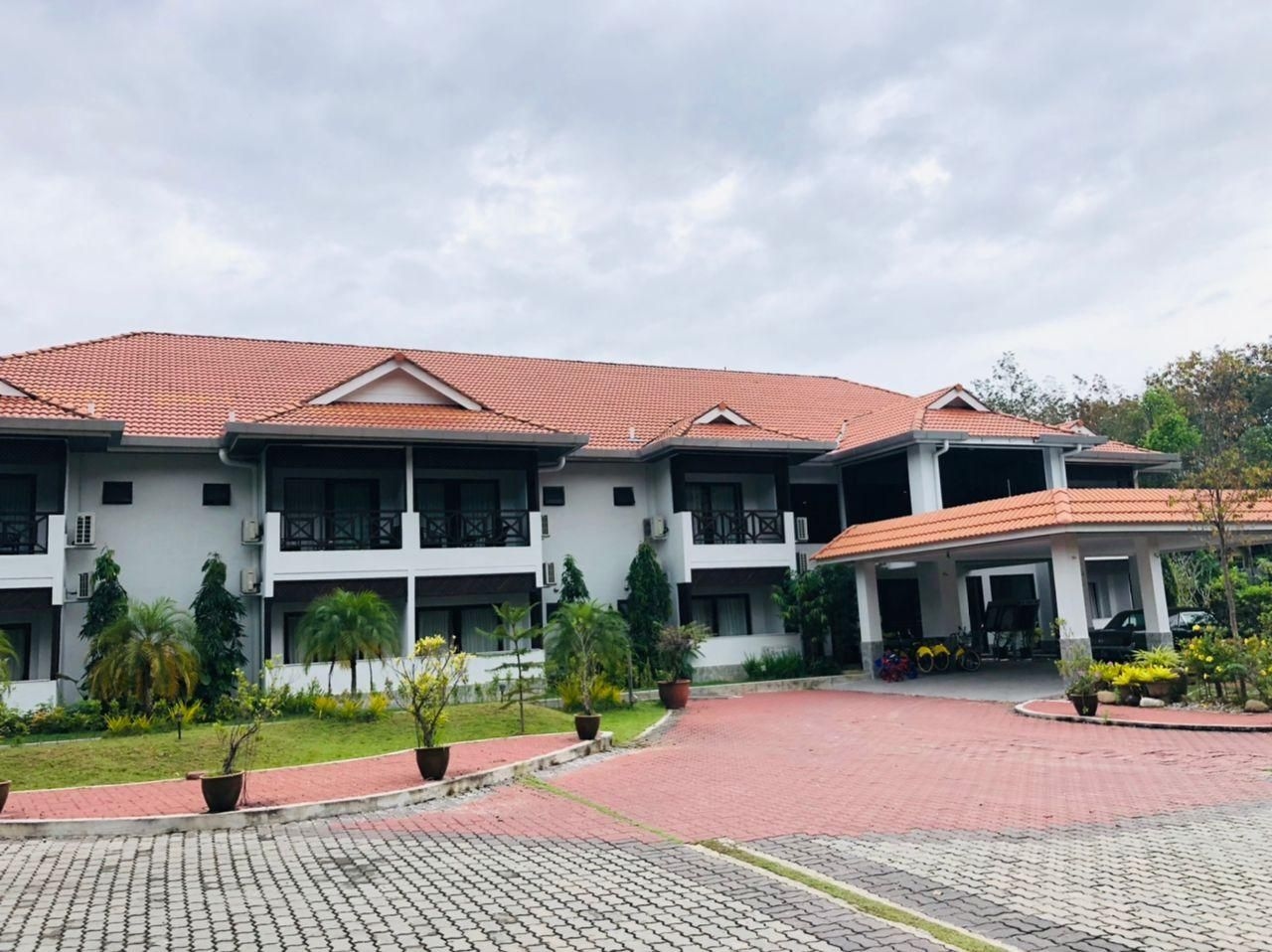 The Kandu Resort1
