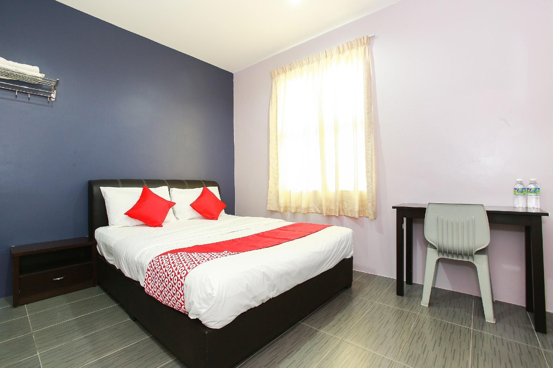 OYO 89332 De Hotel1