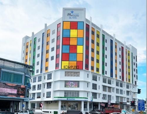 Sri Indar Hotel & Suites0