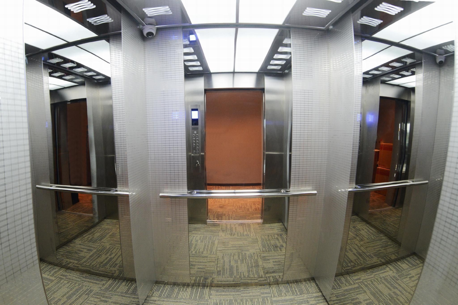 Star-Well Hotel3