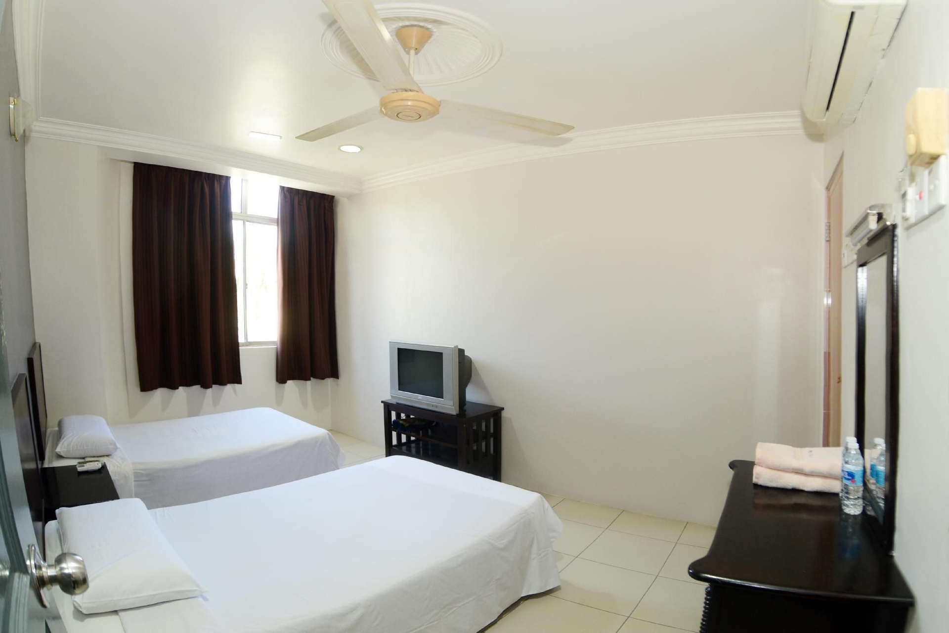 Poly Star Hotel4