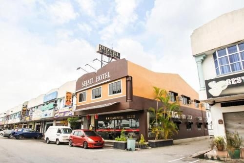 เซจาติโฮเทล (Sejati Hotel)2