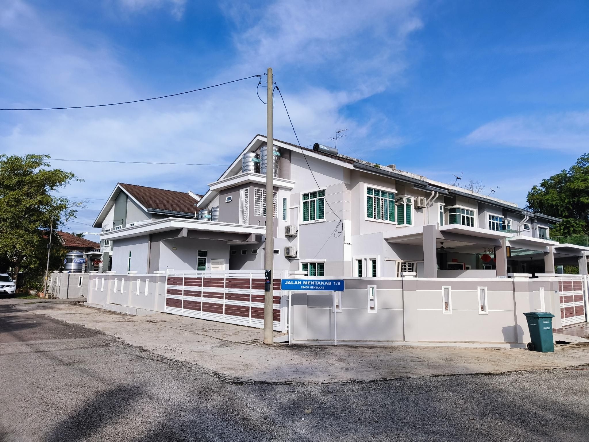 Weston Residence0