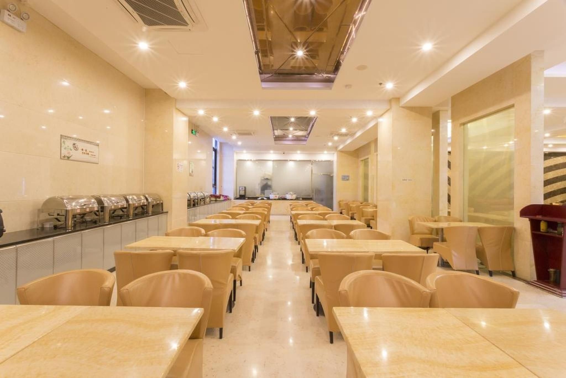 จุนไหล โฮเทล ผู่ตง แอร์พอร์ต เซี่ยงไฮ้ (Junlai Hotel Pudong Airport Shanghai)2