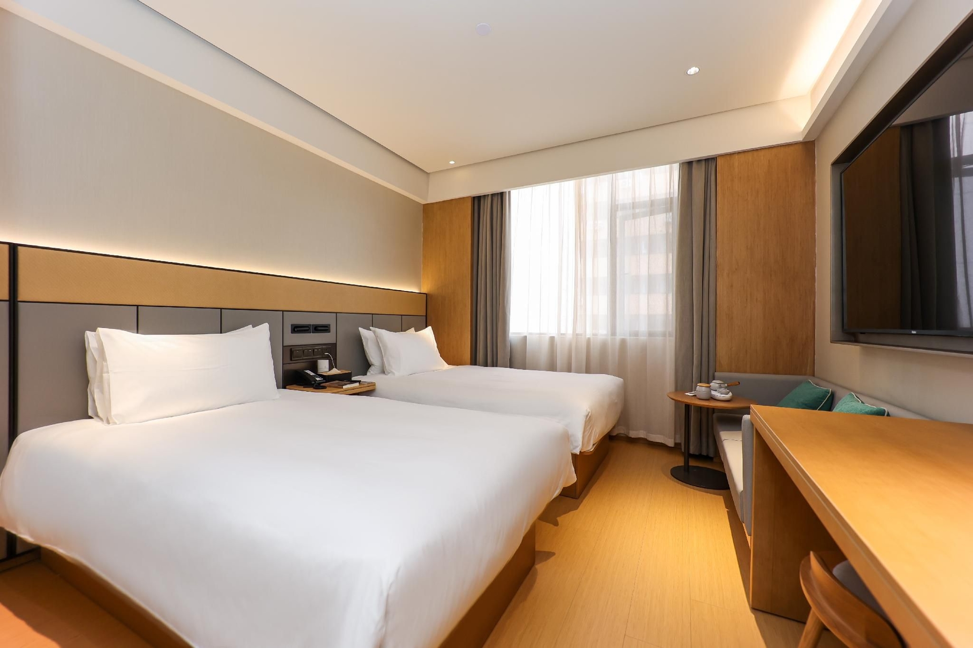 Ji Hotel Shanghai Xujiahui Caobao Road Metro Station3