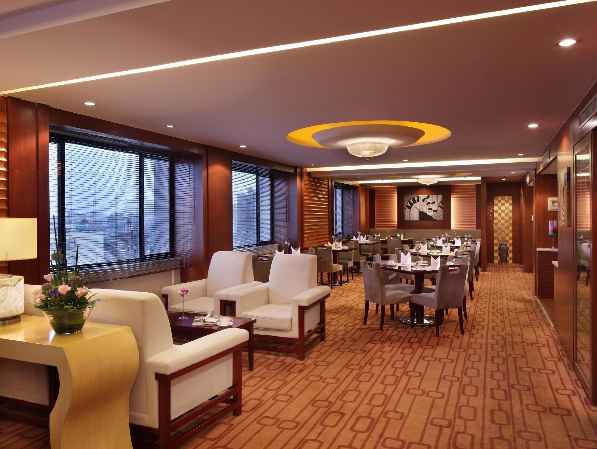 โรงแรมเซี่ยงไฮ้ (Shanghai Hotel)2