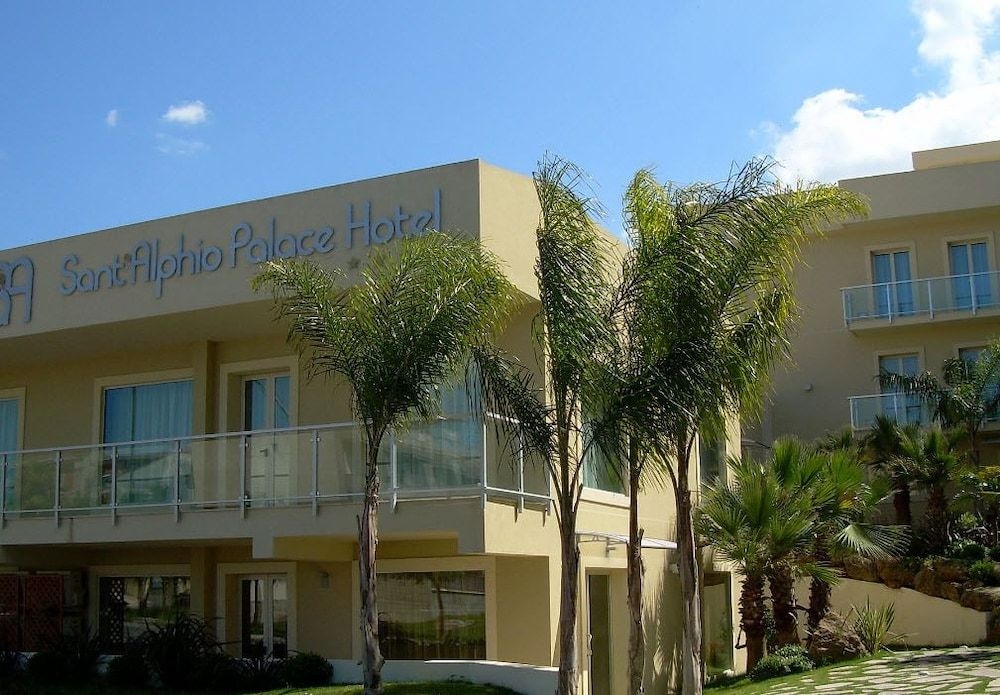 Sant Alphio Palace Hotel4