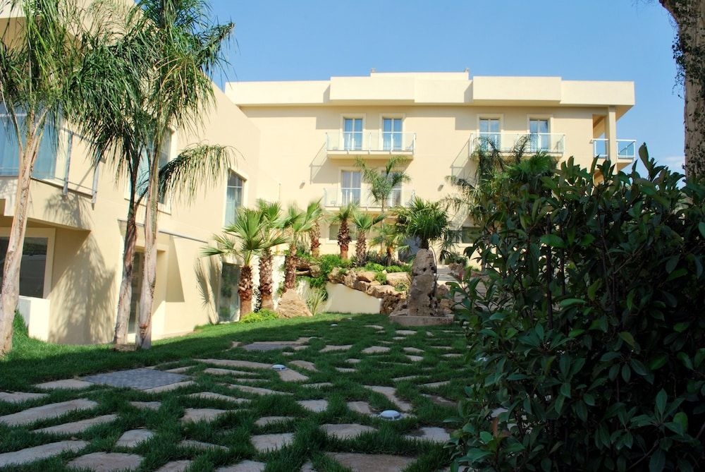 Sant Alphio Palace Hotel3