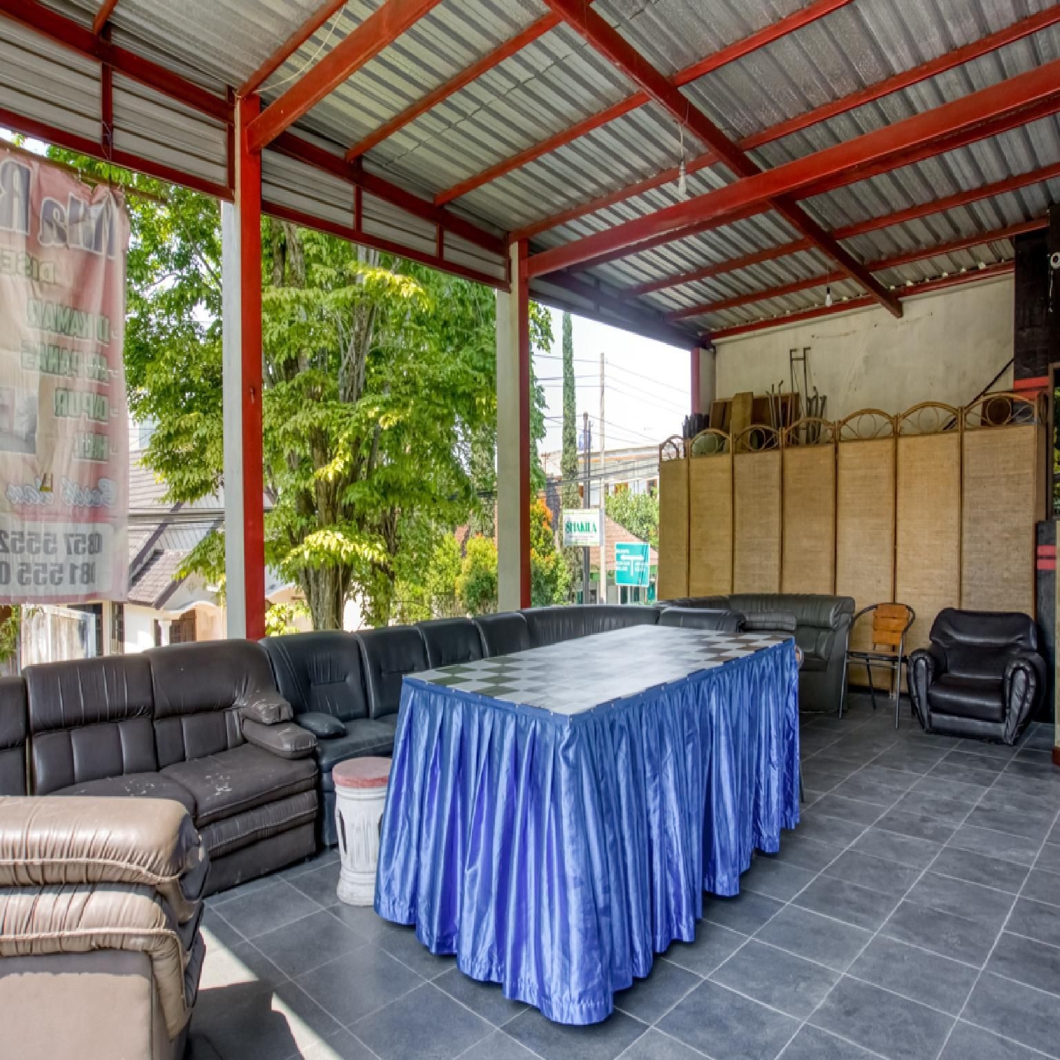 RedDoorz near Paralayang Batu4