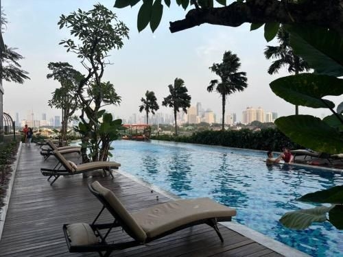 อพาร์ตเมนต์ 2 ห้องนอน 1 ห้องน้ำส่วนตัว ขนาด 68 ตร.ม. – เสนายัน (Permata Hijau Suites)0