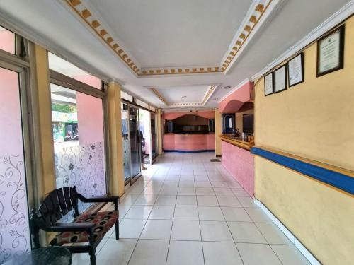 โรงแรมฮาราปัน จายา (Hotel Harapan Jaya)0