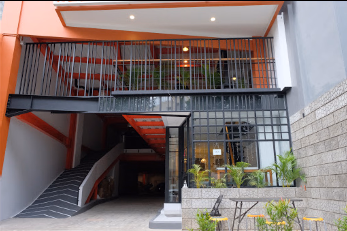 Mior House1