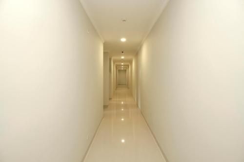 RedDoorz Premium near Ragunan Zoo 21