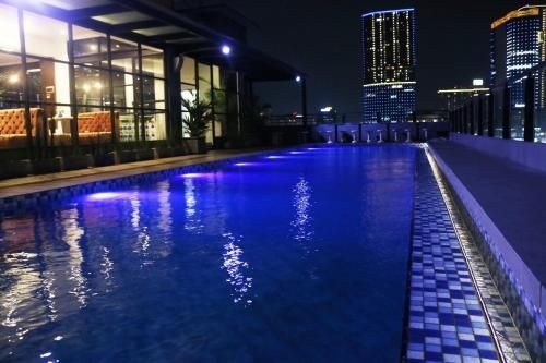 Surabaya River View Hotel1