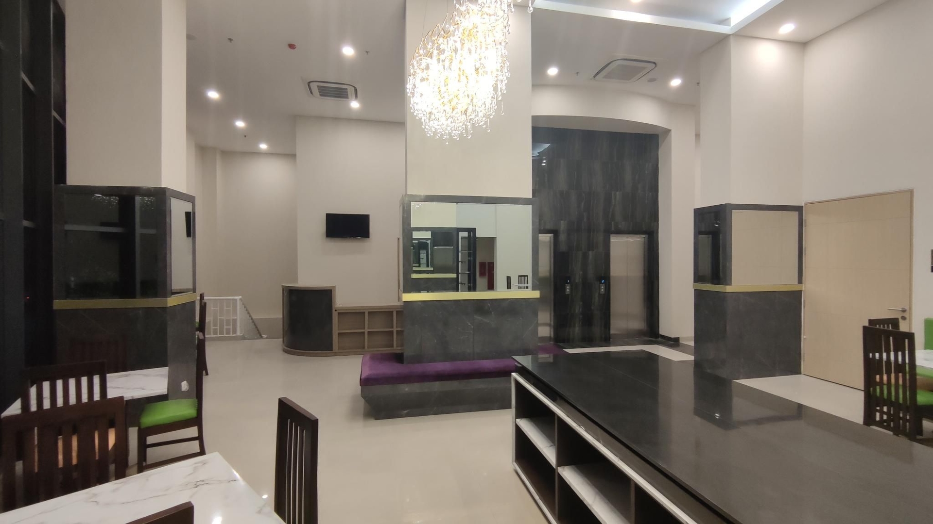 Agogo Downtown Surabaya3
