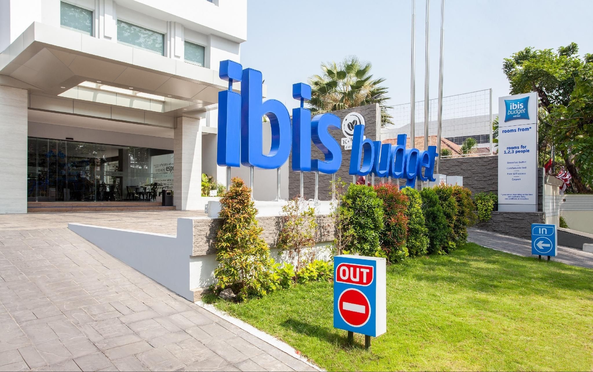 ibis budget Surabaya Diponegoro0