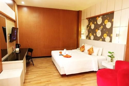 Halogen Hotel3