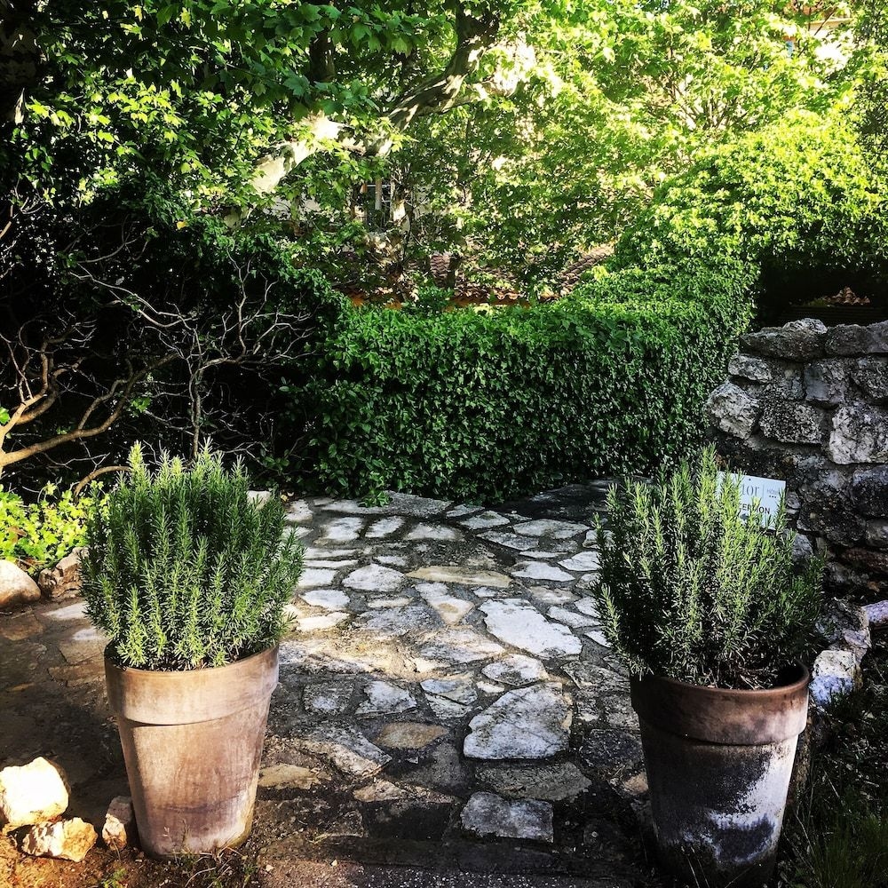 La Bastide De Cabries1