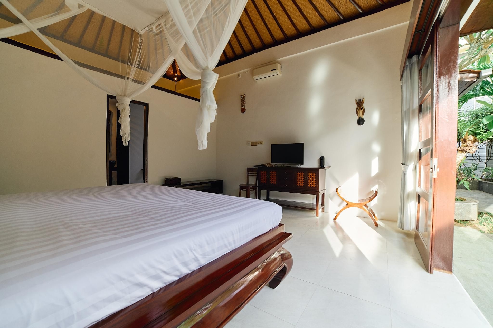 Cantik ArtVilla1