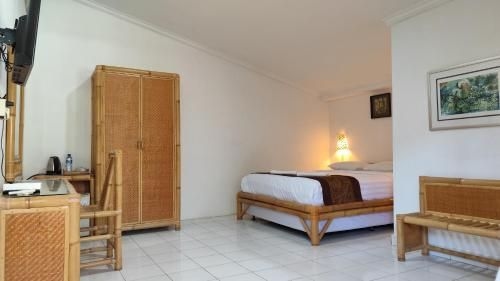 Keyani Bungalows2