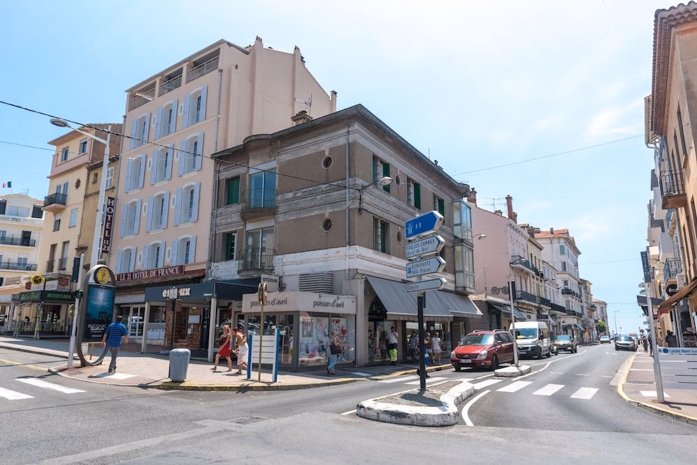 Hotel Le 212