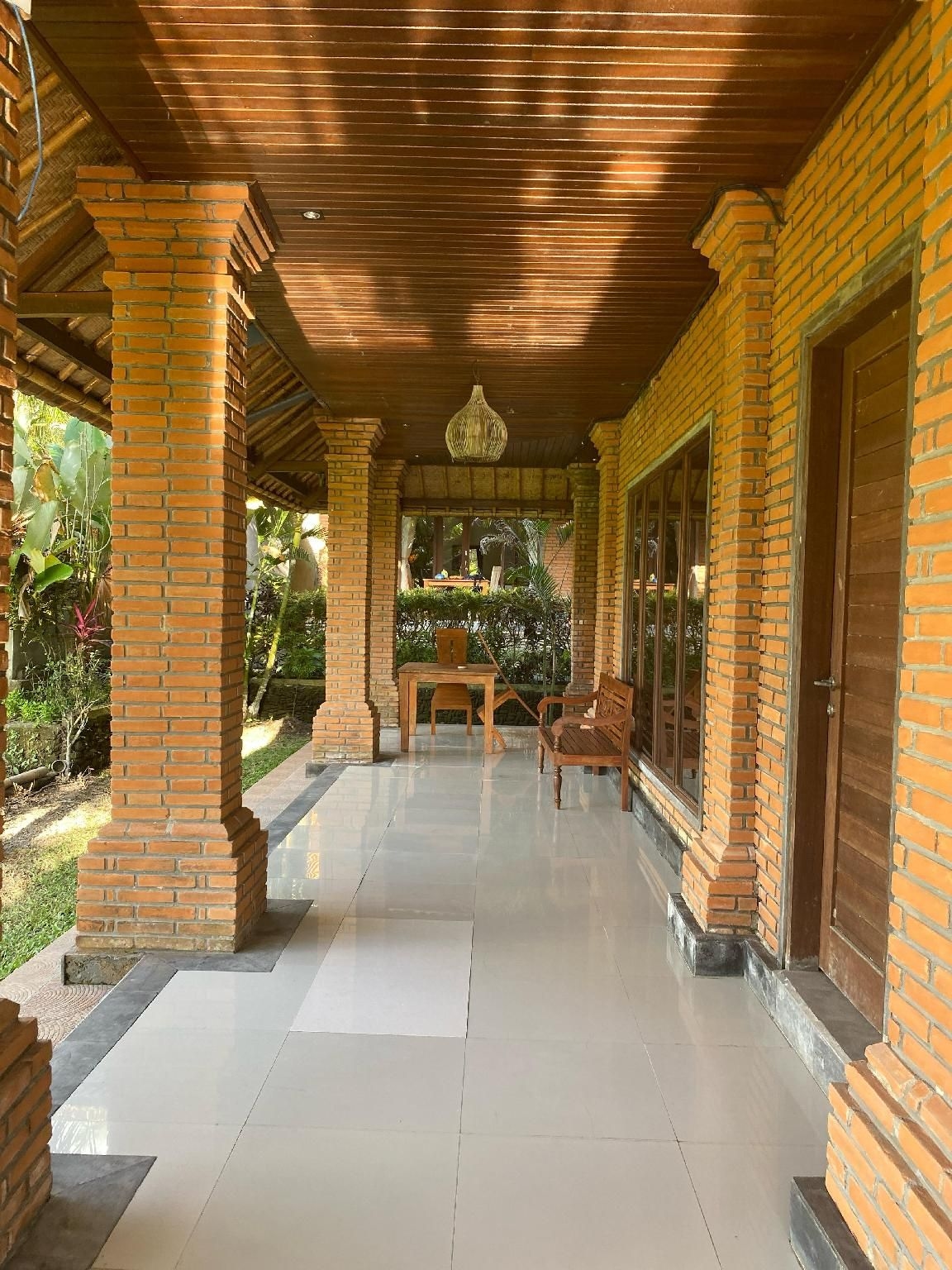 Hening Suite Ubud0