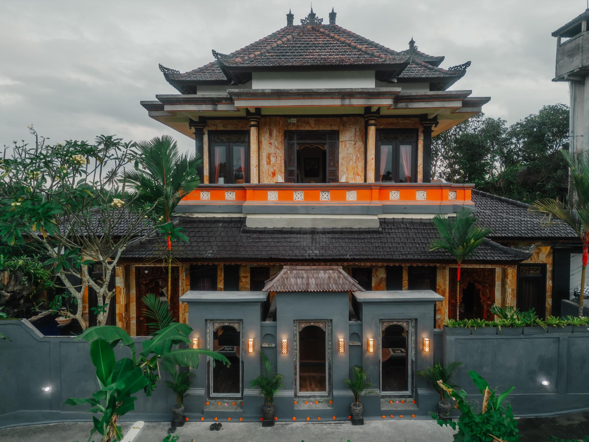 Grand Ashanti Villa0