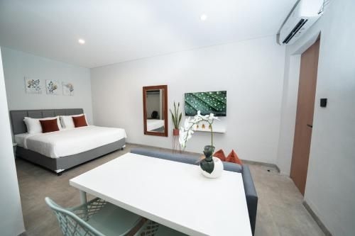 Studio 27 Sanur - Self Check In1