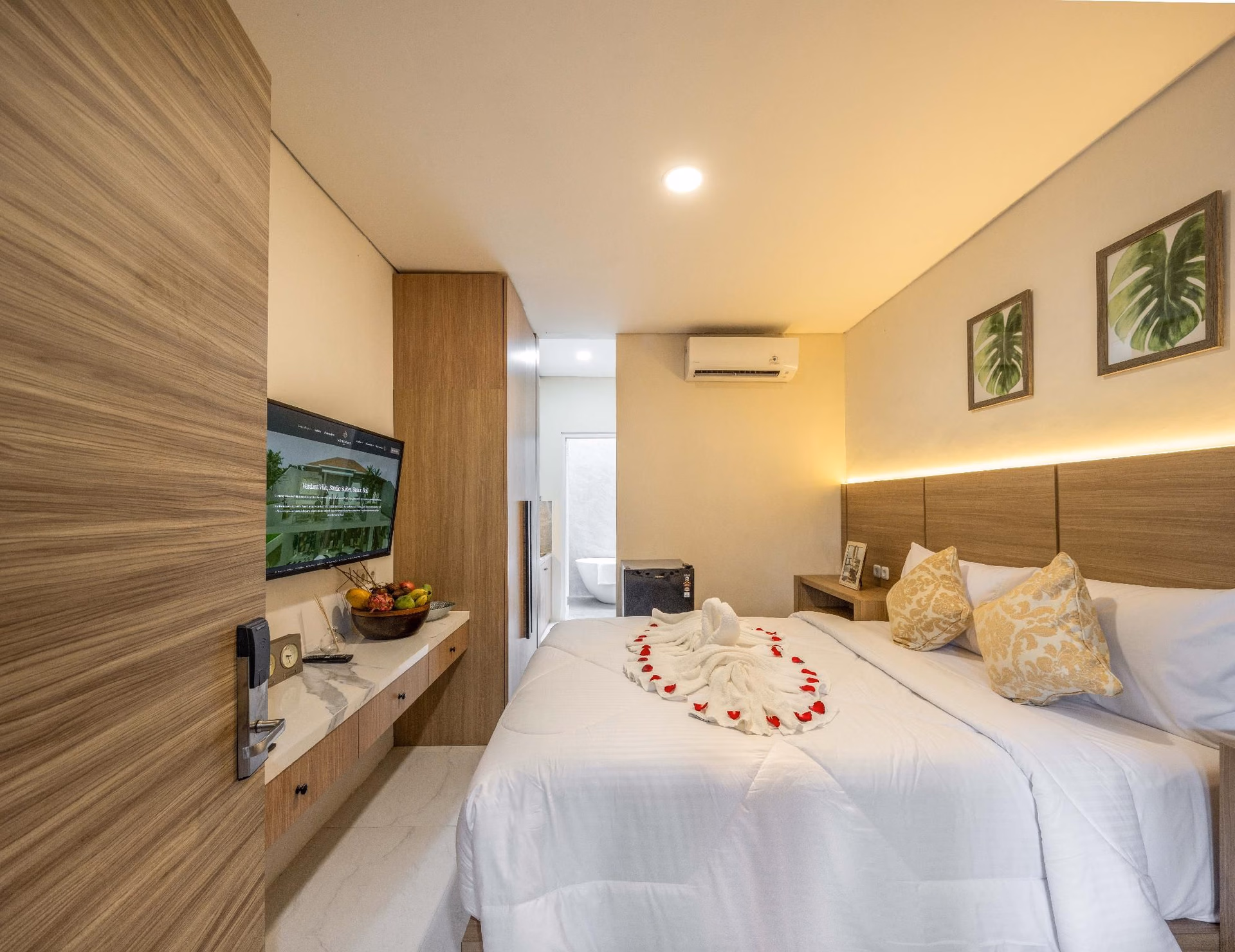 เวอร์แดนท์ บาหลี เซการ์ สารี (Verdant Bali Sekar Sari)1