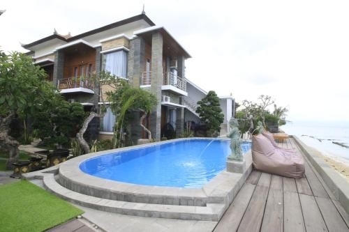 กรีน บีช อินน์ (Green Beach Inn)0