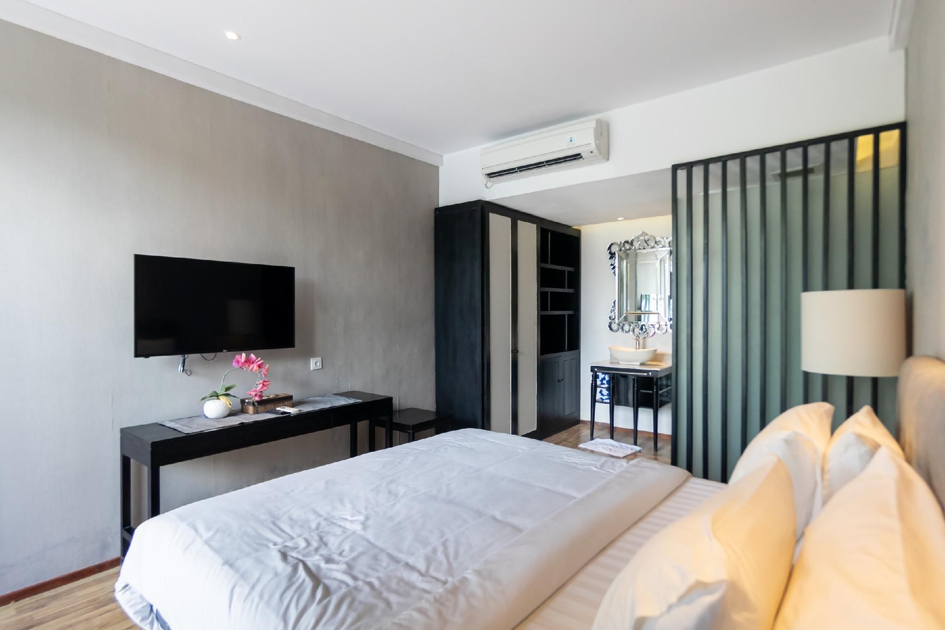 ลีแลนด์ วิลลา (Lealands Villa)4