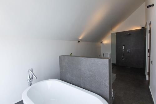 20 ห้องสวีท อุมาลาส (20 Suites Umalas)2