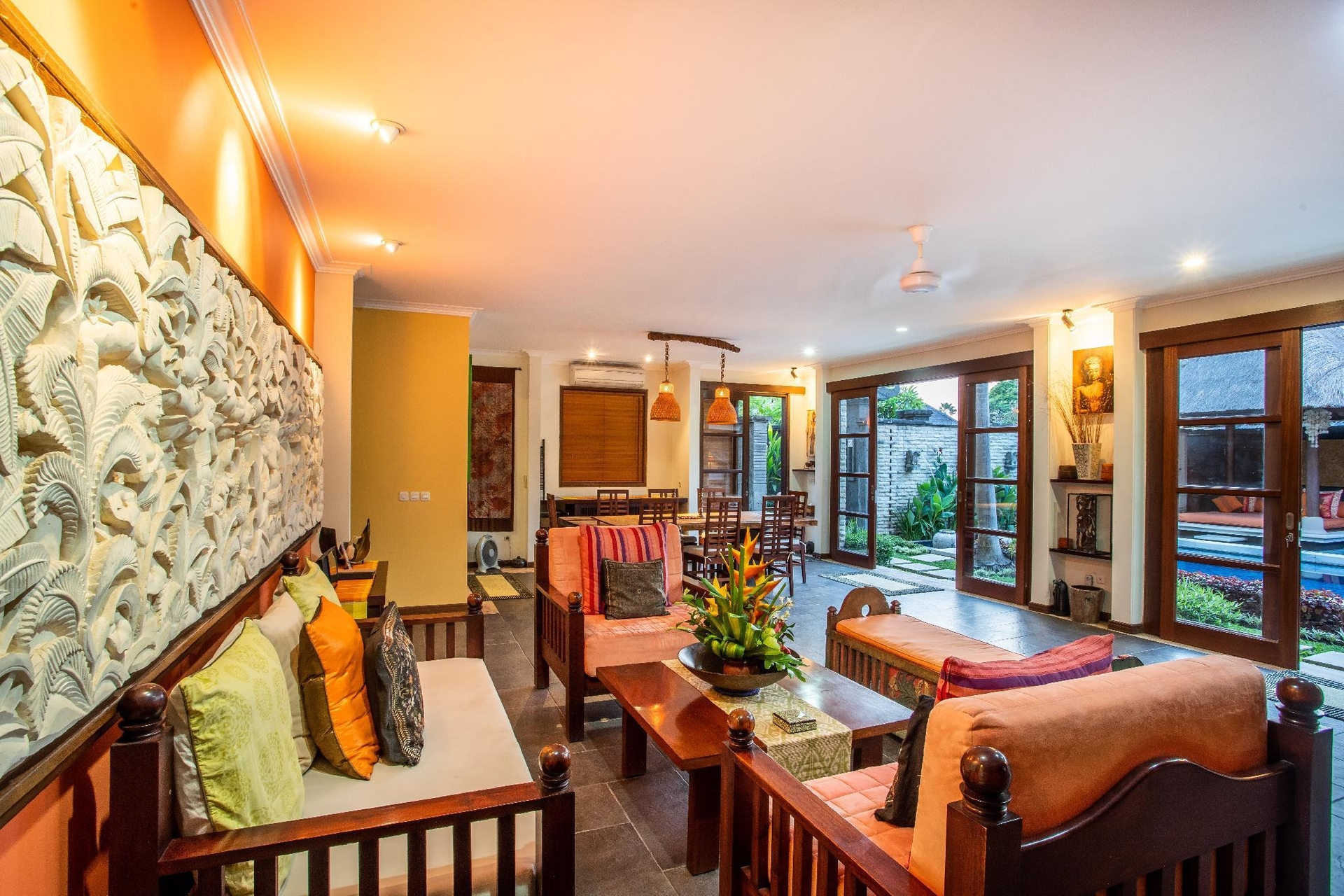 Villa Saffron Seminyak Bali0