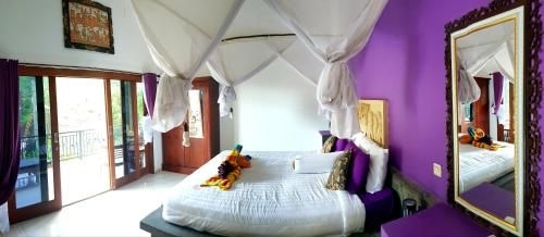 Amed Romance House1