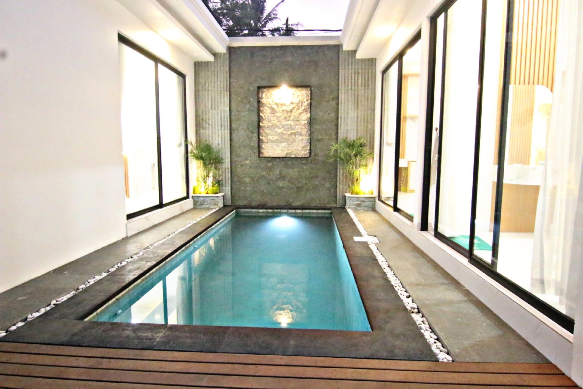 Nadya Jaya Luxury Villa  with 2  Luxury Bedroom0