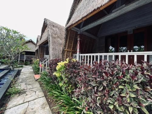 ฮันนี่บี ฮัท เลมโบงัน (Honeybee Hut Lembongan )4