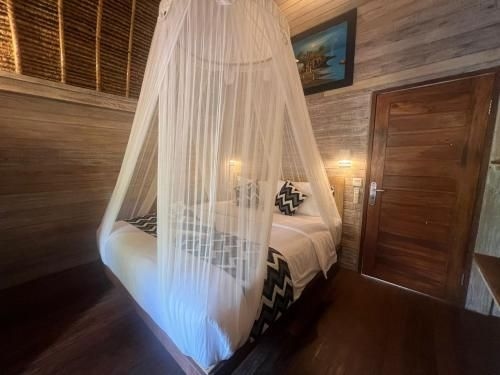 ฮันนี่บี ฮัท เลมโบงัน (Honeybee Hut Lembongan )1