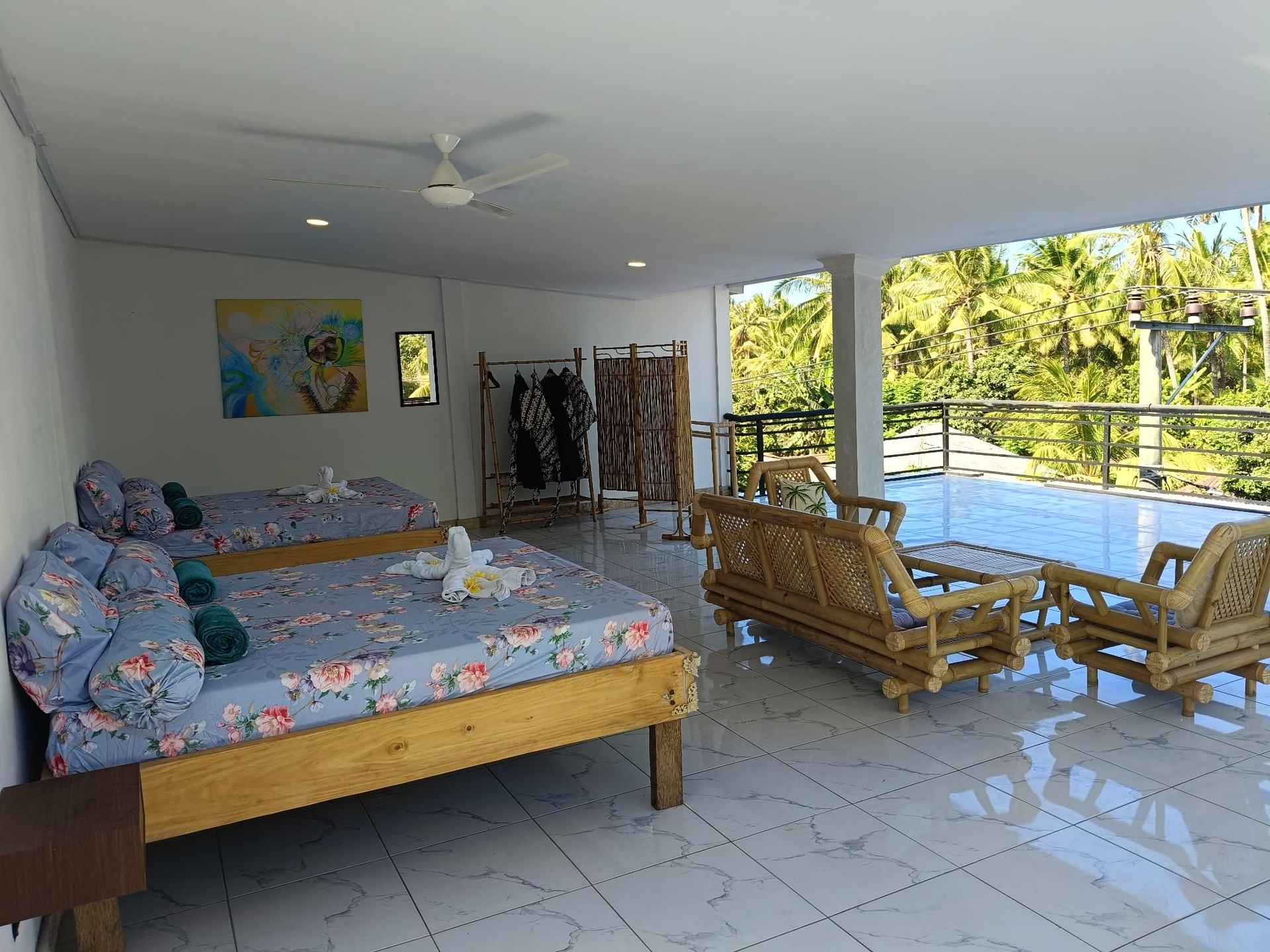 Skylodge B&B0