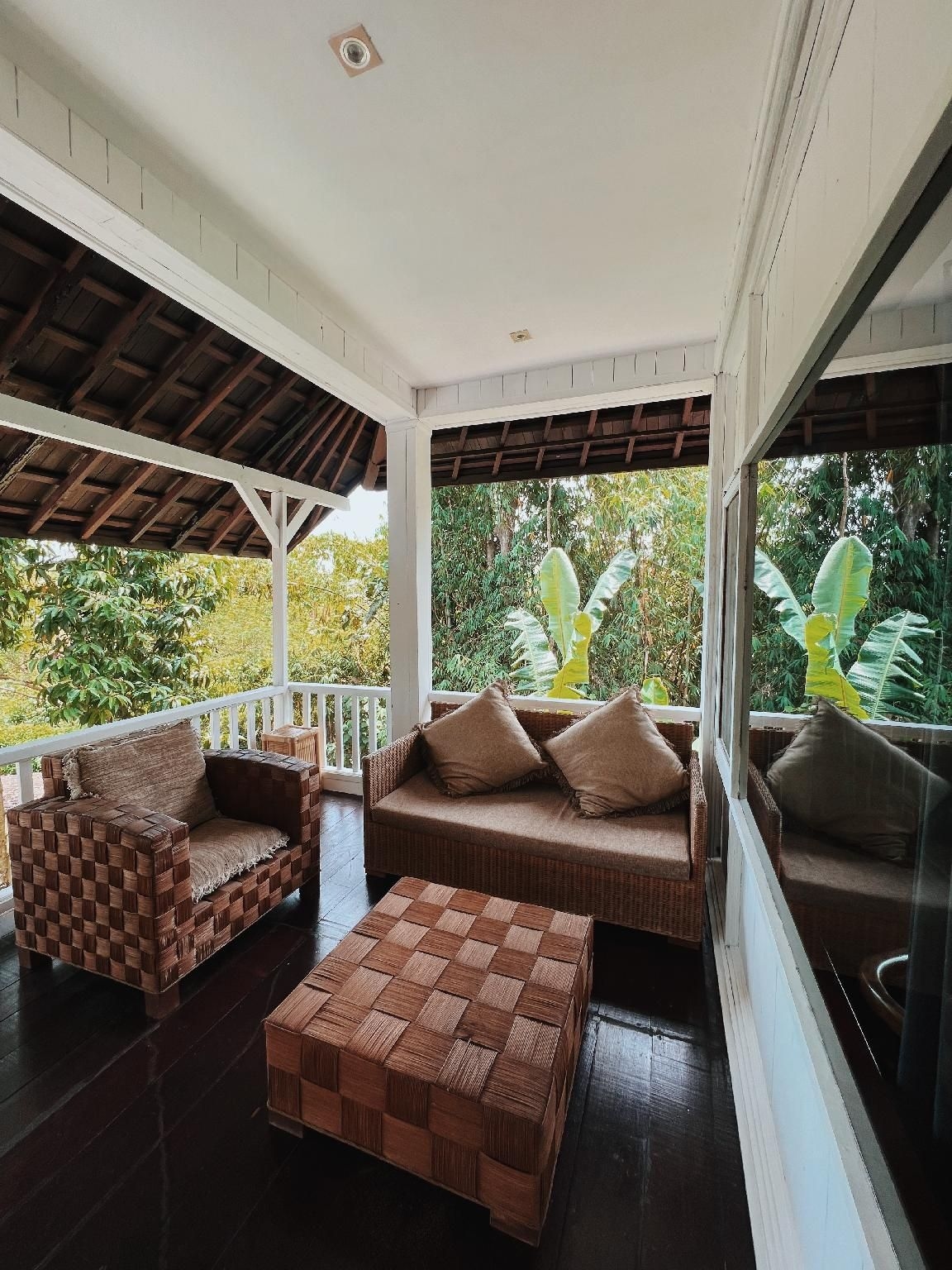 Villa Neshama3
