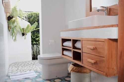 Canggu Village Accommodation0