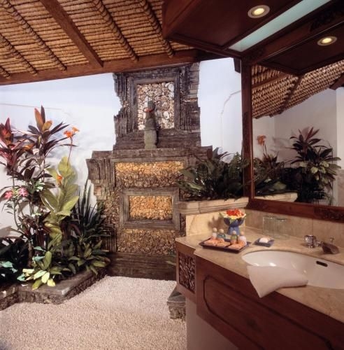โรงแรมป๊อปปี้ บาหลี (Poppies Bali Hotel)1